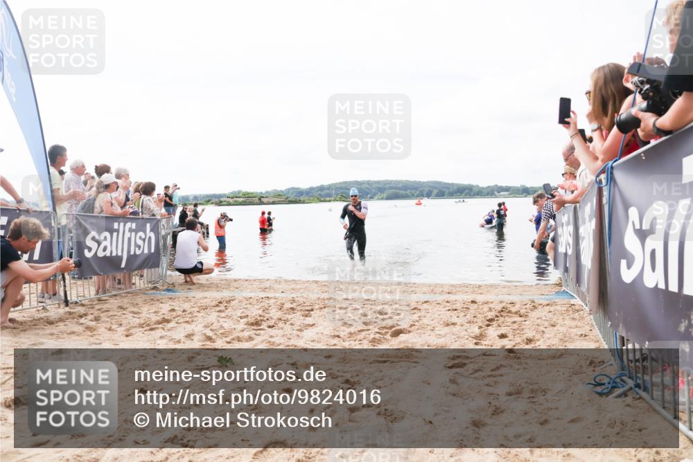 21.06.2026 - Viking Triathlon Michael Strokosch http://msf.ph/oto/9824016 21.06.2026 10:24:33 Schwimmen 517 meine-sportfotos.de