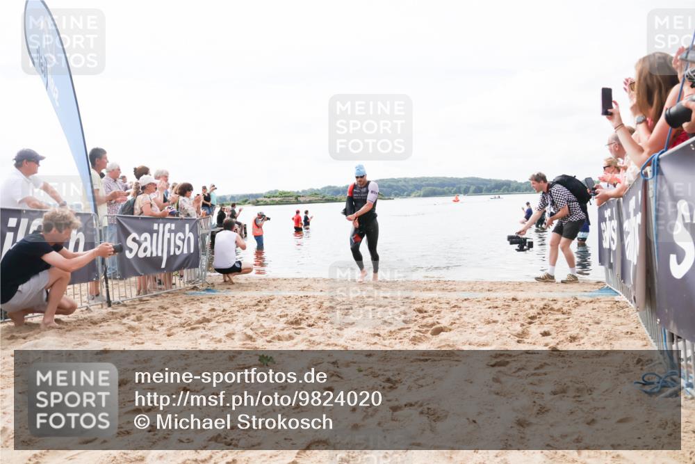 21.06.2026 - Viking Triathlon Michael Strokosch http://msf.ph/oto/9824020 21.06.2026 10:24:34 Schwimmen 517 meine-sportfotos.de