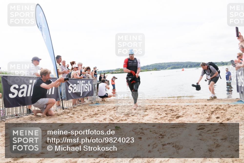 21.06.2026 - Viking Triathlon Michael Strokosch http://msf.ph/oto/9824023 21.06.2026 10:24:35 Schwimmen 517 meine-sportfotos.de