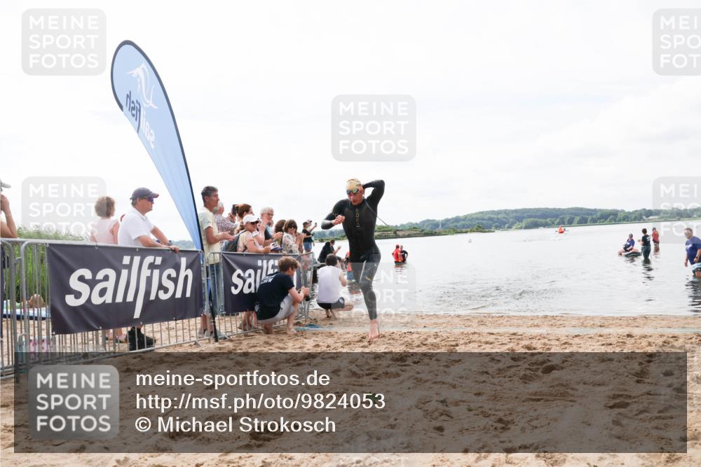 21.06.2026 - Viking Triathlon Michael Strokosch http://msf.ph/oto/9824053 21.06.2026 10:24:56 Schwimmen 9 meine-sportfotos.de