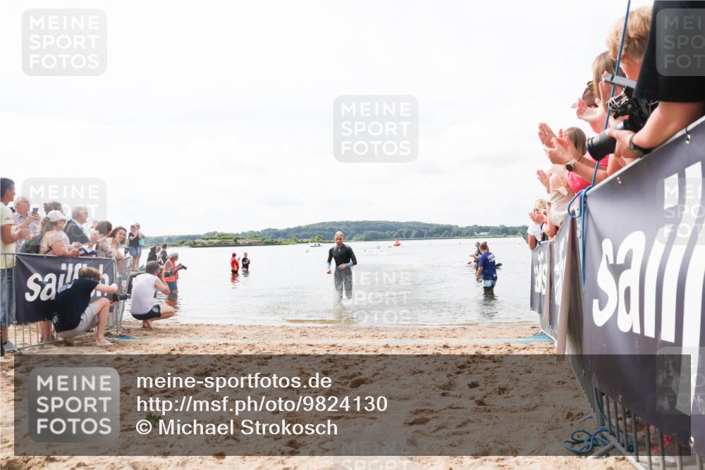 21.06.2026 - Viking Triathlon Michael Strokosch http://msf.ph/oto/9824130 21.06.2026 10:25:47 Schwimmen 4, 10 meine-sportfotos.de