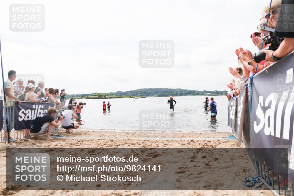 21.06.2026 - Viking Triathlon Michael Strokosch http://msf.ph/oto/9824141 21.06.2026 10:25:51 Schwimmen 8, 10 meine-sportfotos.de