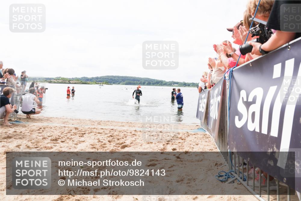 21.06.2026 - Viking Triathlon Michael Strokosch http://msf.ph/oto/9824143 21.06.2026 10:25:53 Schwimmen 8, 10 meine-sportfotos.de