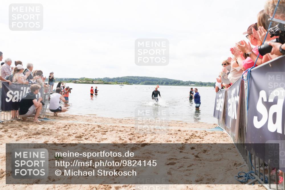 21.06.2026 - Viking Triathlon Michael Strokosch http://msf.ph/oto/9824145 21.06.2026 10:25:53 Schwimmen 8, 10 meine-sportfotos.de