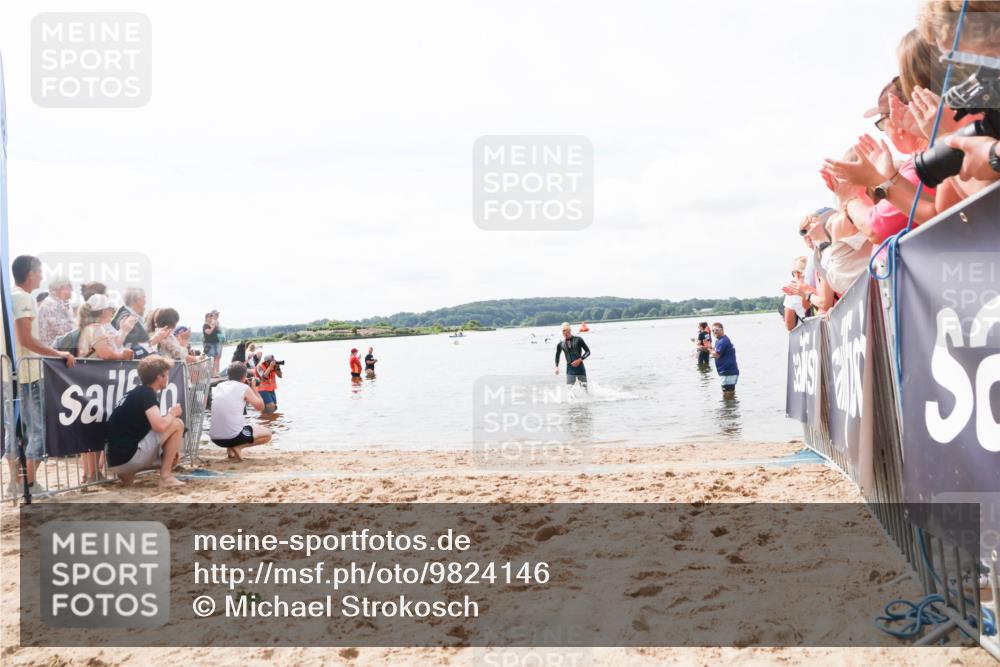 21.06.2026 - Viking Triathlon Michael Strokosch http://msf.ph/oto/9824146 21.06.2026 10:25:54 Schwimmen 8, 10 meine-sportfotos.de