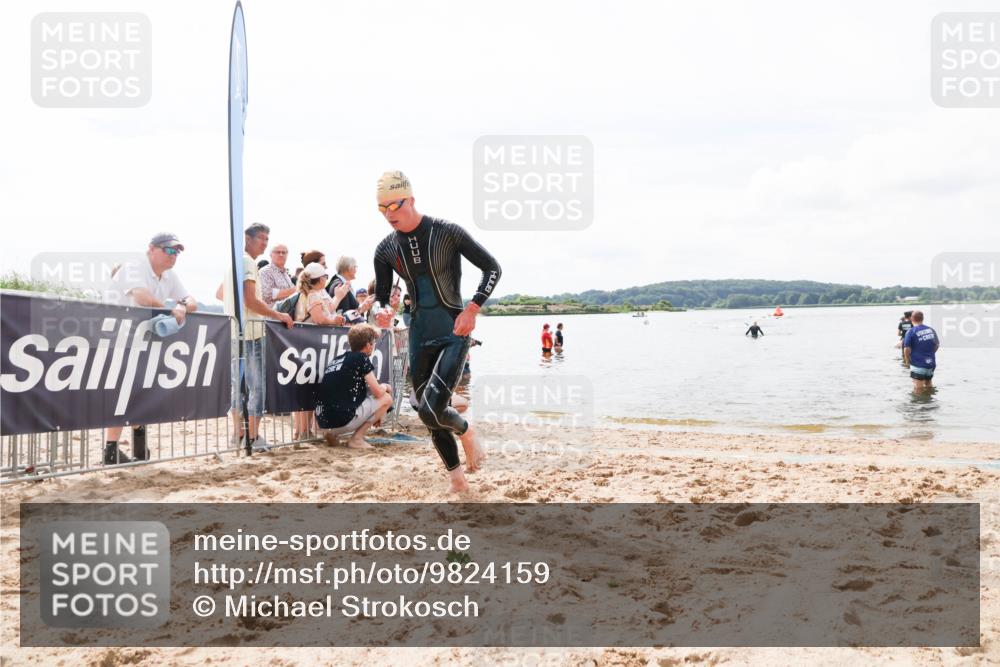 21.06.2026 - Viking Triathlon Michael Strokosch http://msf.ph/oto/9824159 21.06.2026 10:25:58 Schwimmen 8 meine-sportfotos.de