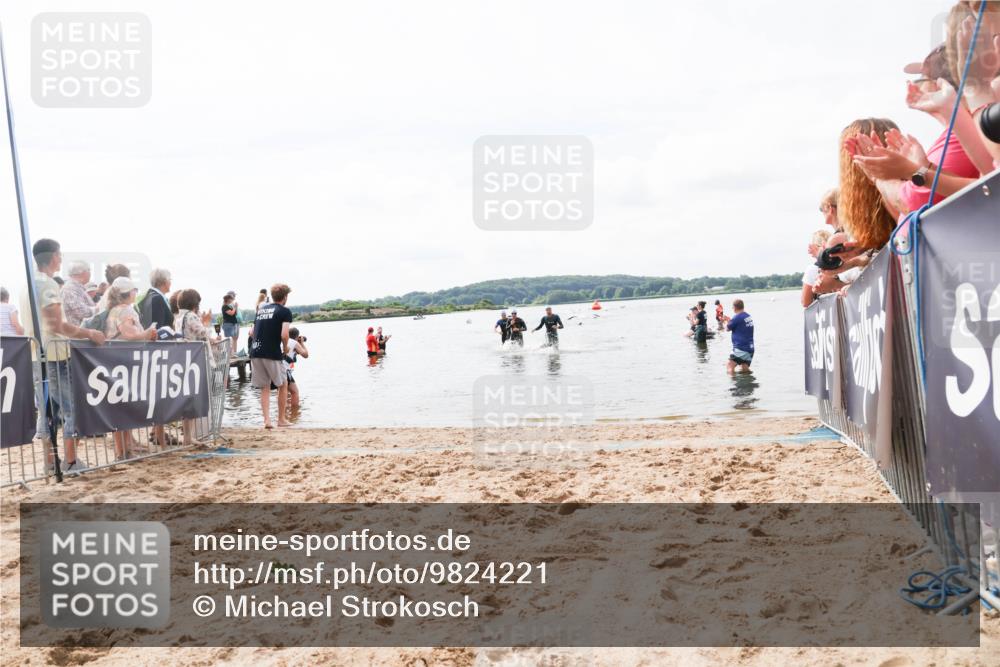 21.06.2026 - Viking Triathlon Michael Strokosch http://msf.ph/oto/9824221 21.06.2026 10:26:25 Schwimmen 2, 21, 548 meine-sportfotos.de