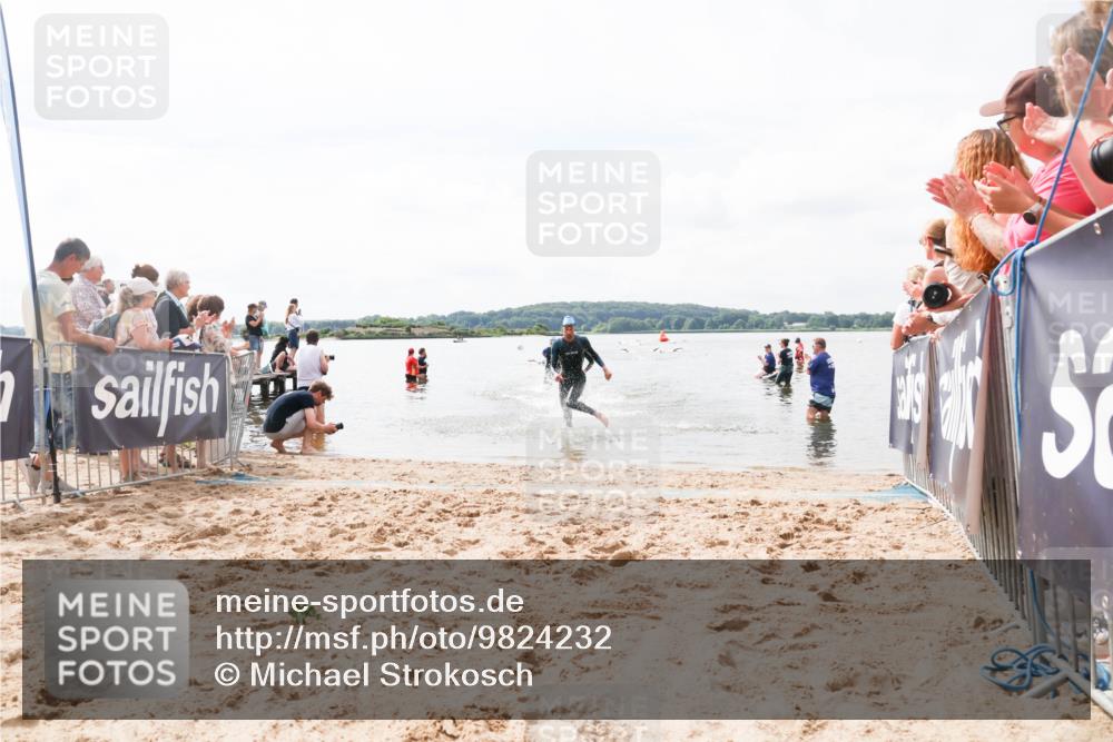 21.06.2026 - Viking Triathlon Michael Strokosch http://msf.ph/oto/9824232 21.06.2026 10:26:28 Schwimmen 21, 474, 548 meine-sportfotos.de