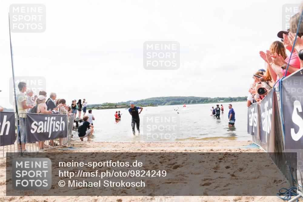 21.06.2026 - Viking Triathlon Michael Strokosch http://msf.ph/oto/9824249 21.06.2026 10:26:34 Schwimmen 21, 474, 548 meine-sportfotos.de