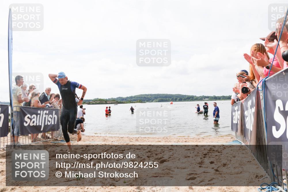 21.06.2026 - Viking Triathlon Michael Strokosch http://msf.ph/oto/9824255 21.06.2026 10:26:36 Schwimmen 21, 474, 548 meine-sportfotos.de