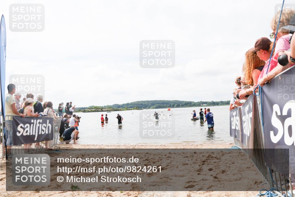 21.06.2026 - Viking Triathlon Michael Strokosch http://msf.ph/oto/9824261 21.06.2026 10:26:44 Schwimmen 334 meine-sportfotos.de