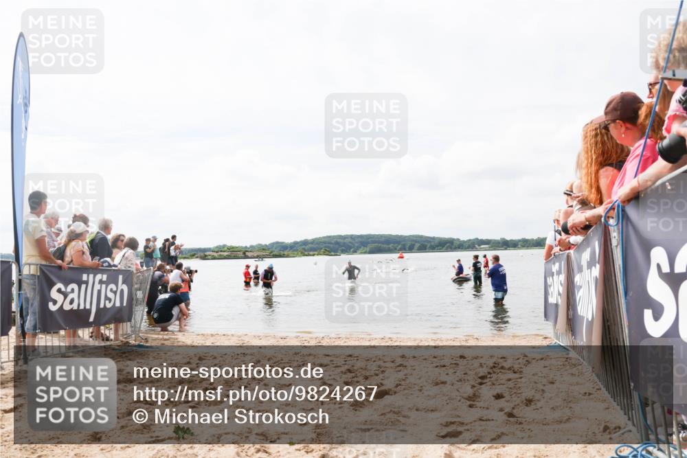 21.06.2026 - Viking Triathlon Michael Strokosch http://msf.ph/oto/9824267 21.06.2026 10:26:46 Schwimmen 334, 453 meine-sportfotos.de