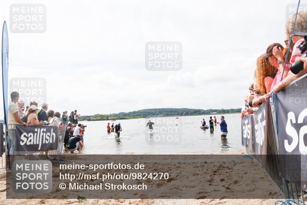 21.06.2026 - Viking Triathlon Michael Strokosch http://msf.ph/oto/9824270 21.06.2026 10:26:47 Schwimmen 334, 453 meine-sportfotos.de