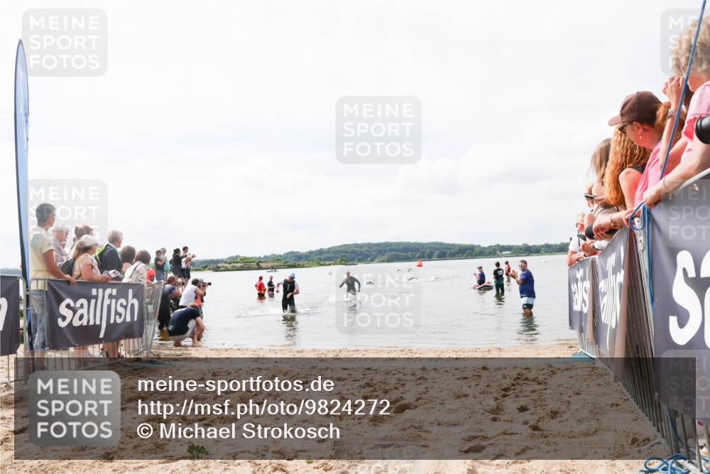 21.06.2026 - Viking Triathlon Michael Strokosch http://msf.ph/oto/9824272 21.06.2026 10:26:48 Schwimmen 334, 453 meine-sportfotos.de