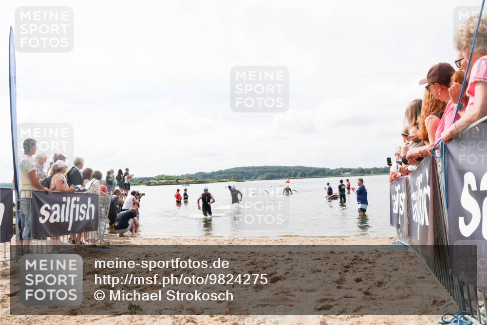 21.06.2026 - Viking Triathlon Michael Strokosch http://msf.ph/oto/9824275 21.06.2026 10:26:49 Schwimmen 334, 453 meine-sportfotos.de
