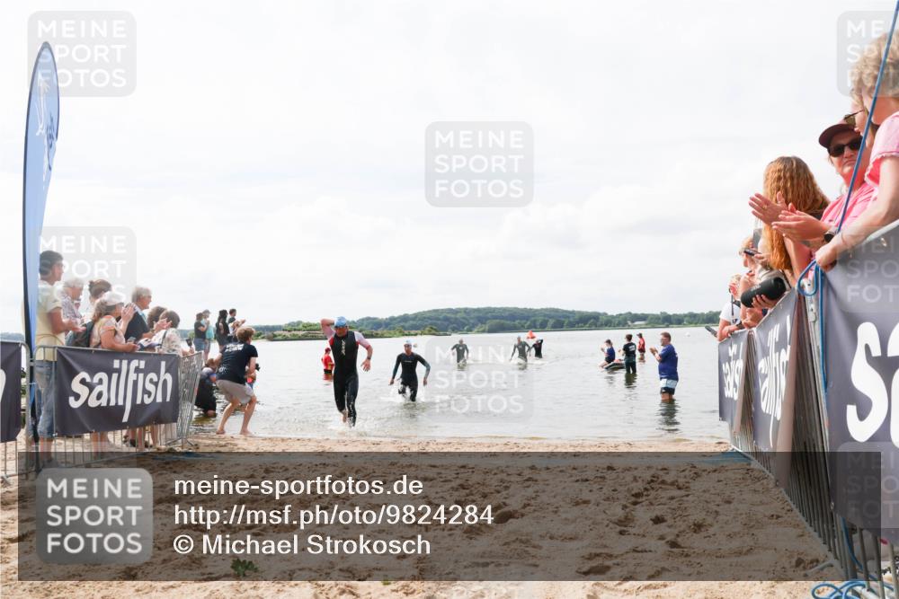 21.06.2026 - Viking Triathlon Michael Strokosch http://msf.ph/oto/9824284 21.06.2026 10:26:52 Schwimmen 334, 453 meine-sportfotos.de