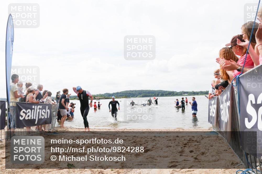 21.06.2026 - Viking Triathlon Michael Strokosch http://msf.ph/oto/9824288 21.06.2026 10:26:53 Schwimmen 334, 453 meine-sportfotos.de