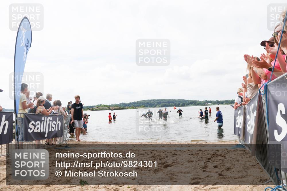 21.06.2026 - Viking Triathlon Michael Strokosch http://msf.ph/oto/9824301 21.06.2026 10:26:57 Schwimmen 176, 334, 426, 453 meine-sportfotos.de