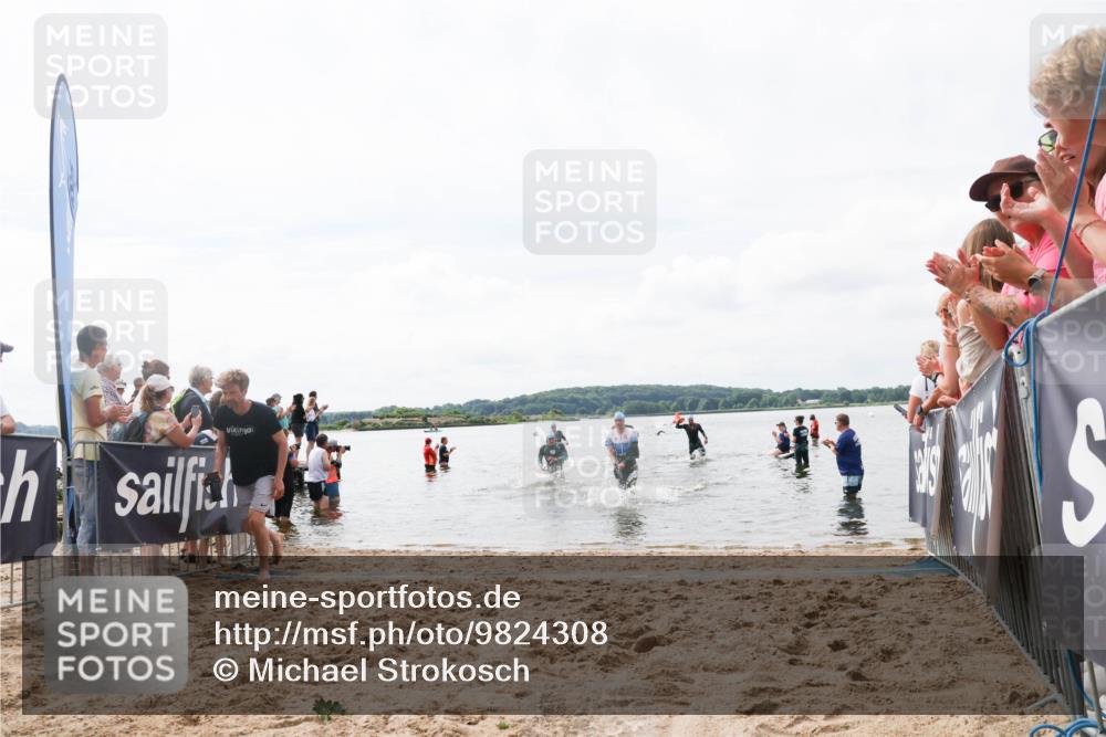 21.06.2026 - Viking Triathlon Michael Strokosch http://msf.ph/oto/9824308 21.06.2026 10:27:00 Schwimmen 25, 176, 426, 453, 547 meine-sportfotos.de