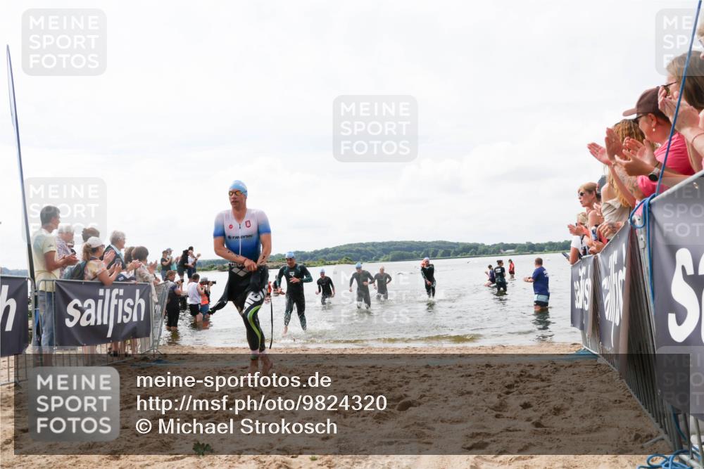 21.06.2026 - Viking Triathlon Michael Strokosch http://msf.ph/oto/9824320 21.06.2026 10:27:04 Schwimmen 7, 25, 176, 426, 547, 575 meine-sportfotos.de