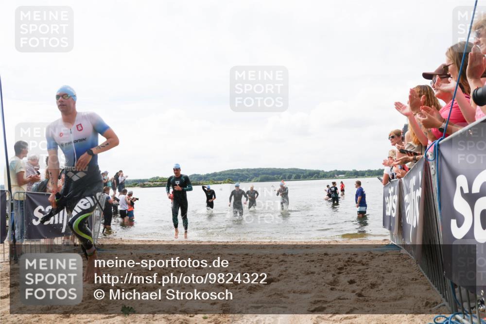21.06.2026 - Viking Triathlon Michael Strokosch http://msf.ph/oto/9824322 21.06.2026 10:27:04 Schwimmen 7, 25, 176, 426, 547, 575 meine-sportfotos.de