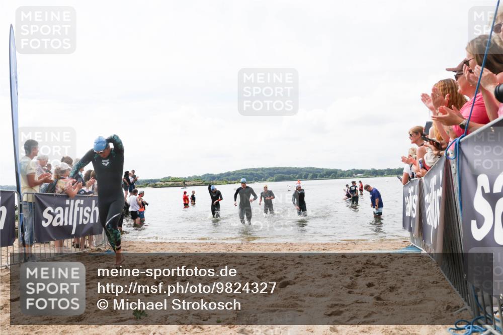 21.06.2026 - Viking Triathlon Michael Strokosch http://msf.ph/oto/9824327 21.06.2026 10:27:06 Schwimmen 7, 25, 176, 426, 547, 575 meine-sportfotos.de