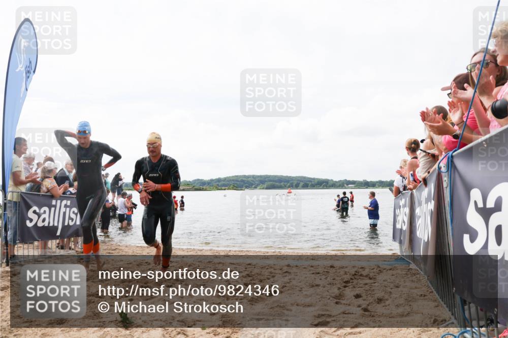 21.06.2026 - Viking Triathlon Michael Strokosch http://msf.ph/oto/9824346 21.06.2026 10:27:12 Schwimmen 7, 25, 547, 575 meine-sportfotos.de
