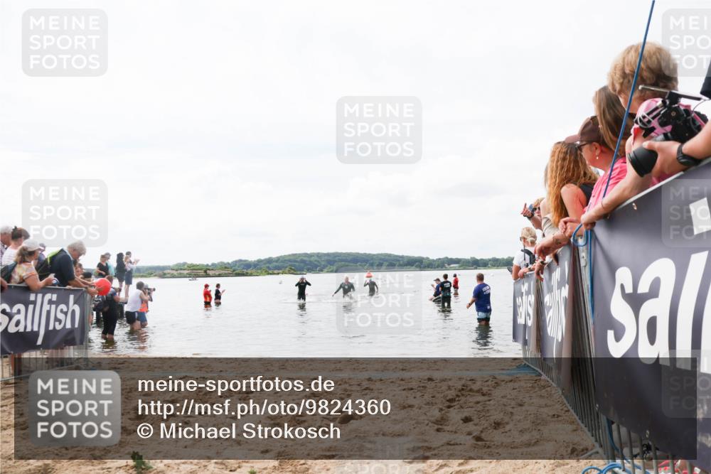 21.06.2026 - Viking Triathlon Michael Strokosch http://msf.ph/oto/9824360 21.06.2026 10:27:29 Schwimmen 669 meine-sportfotos.de