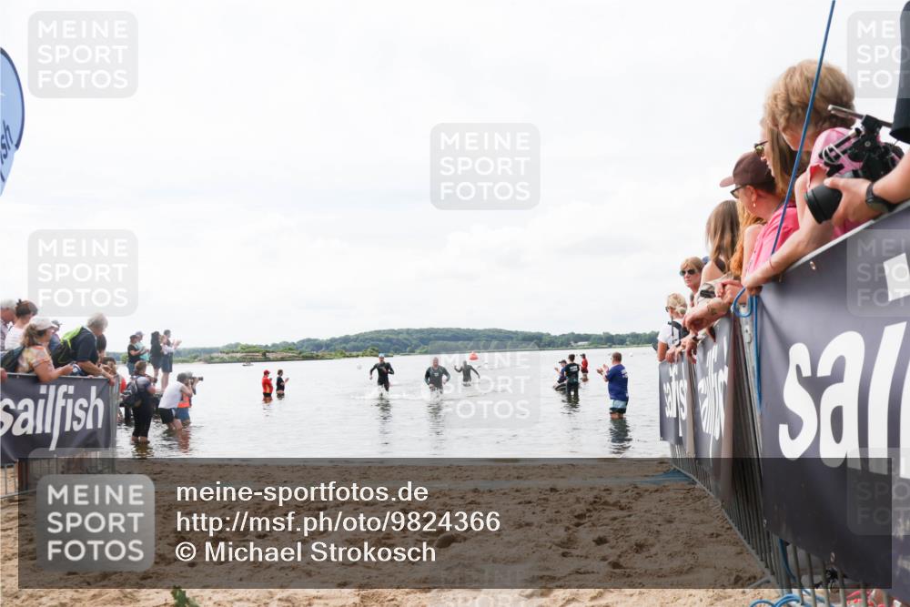 21.06.2026 - Viking Triathlon Michael Strokosch http://msf.ph/oto/9824366 21.06.2026 10:27:31 Schwimmen 46, 669 meine-sportfotos.de