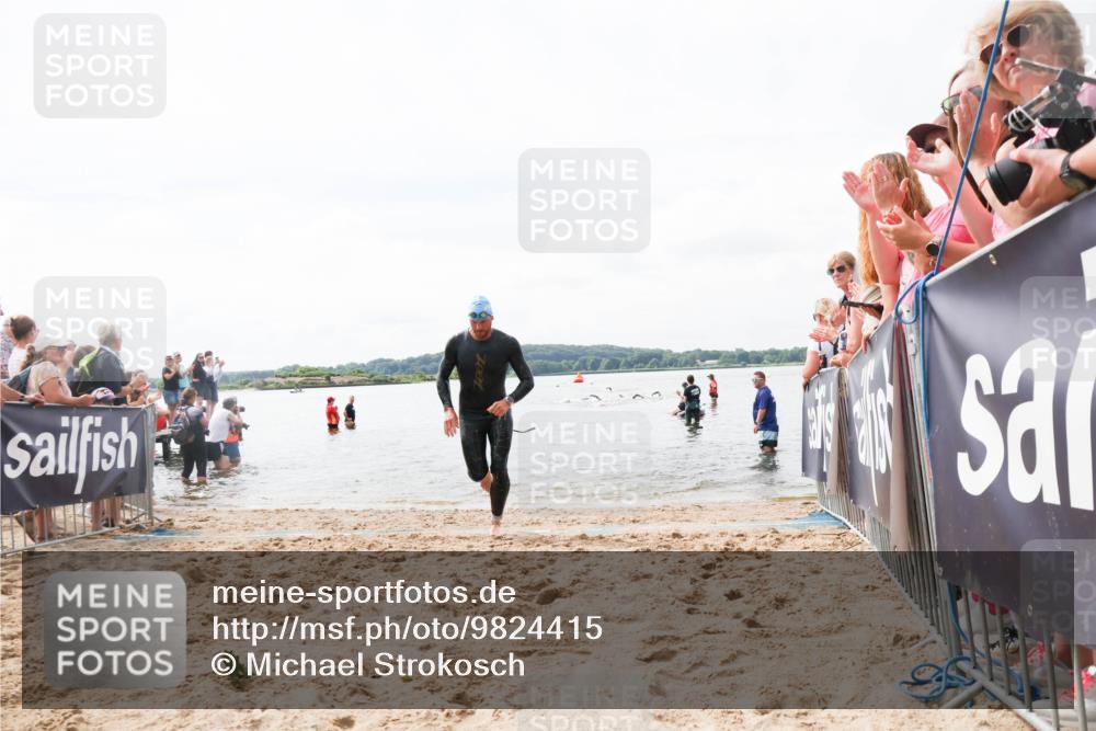 21.06.2026 - Viking Triathlon Michael Strokosch http://msf.ph/oto/9824415 21.06.2026 10:27:47 Schwimmen 422, 626 meine-sportfotos.de