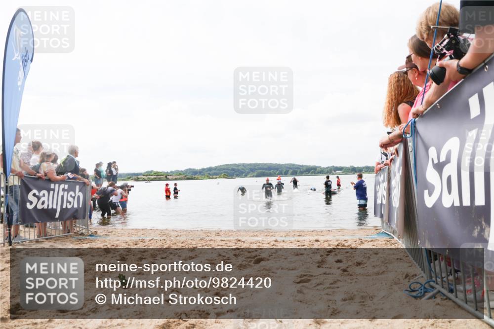 21.06.2026 - Viking Triathlon Michael Strokosch http://msf.ph/oto/9824420 21.06.2026 10:27:59 Schwimmen 620 meine-sportfotos.de
