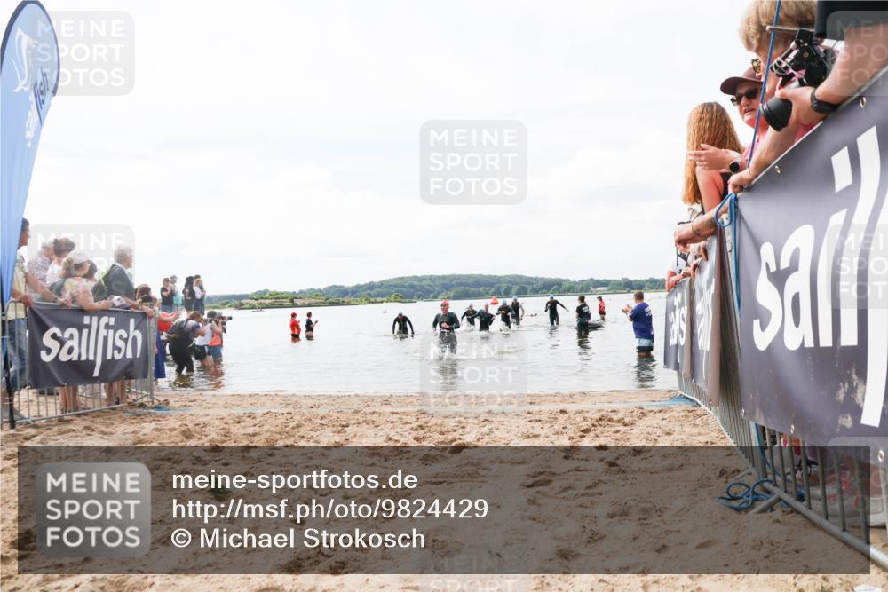 21.06.2026 - Viking Triathlon Michael Strokosch http://msf.ph/oto/9824429 21.06.2026 10:28:02 Schwimmen 119, 565, 620 meine-sportfotos.de