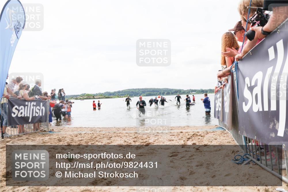 21.06.2026 - Viking Triathlon Michael Strokosch http://msf.ph/oto/9824431 21.06.2026 10:28:02 Schwimmen 119, 565, 620 meine-sportfotos.de