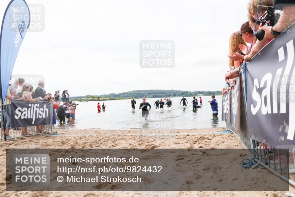 21.06.2026 - Viking Triathlon Michael Strokosch http://msf.ph/oto/9824432 21.06.2026 10:28:03 Schwimmen 19, 119, 565, 620 meine-sportfotos.de
