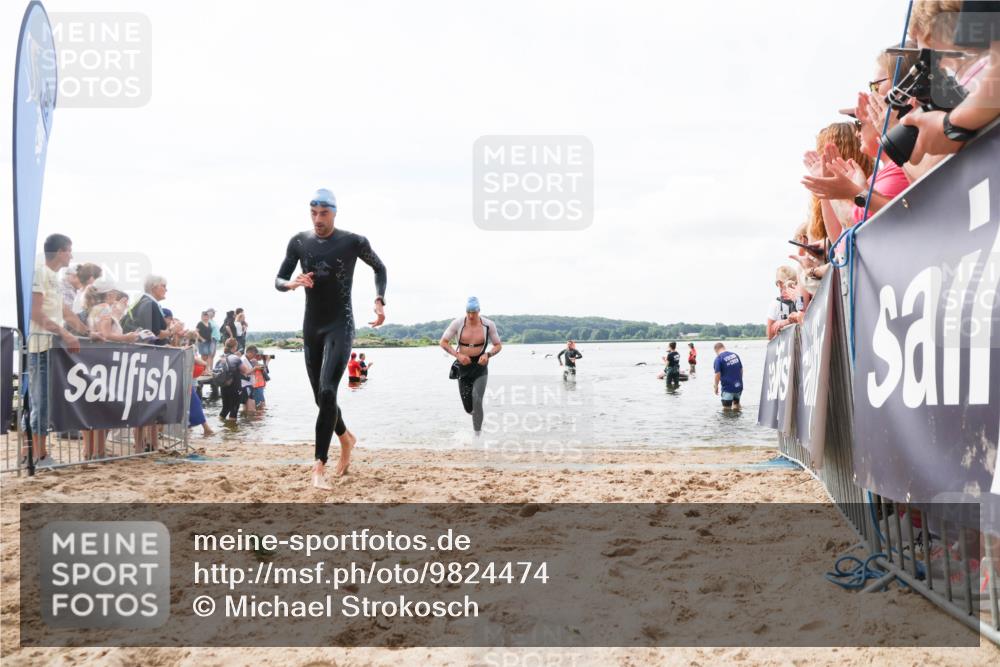 21.06.2026 - Viking Triathlon Michael Strokosch http://msf.ph/oto/9824474 21.06.2026 10:28:17 Schwimmen 19, 29, 280, 342, 371 meine-sportfotos.de