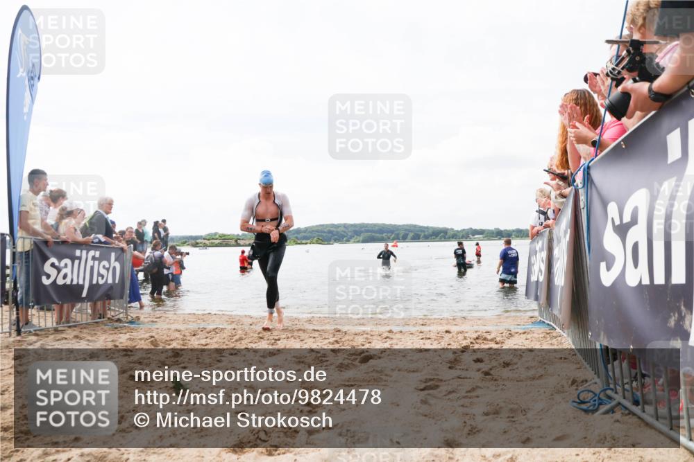21.06.2026 - Viking Triathlon Michael Strokosch http://msf.ph/oto/9824478 21.06.2026 10:28:18 Schwimmen 19, 29, 280, 342, 371 meine-sportfotos.de