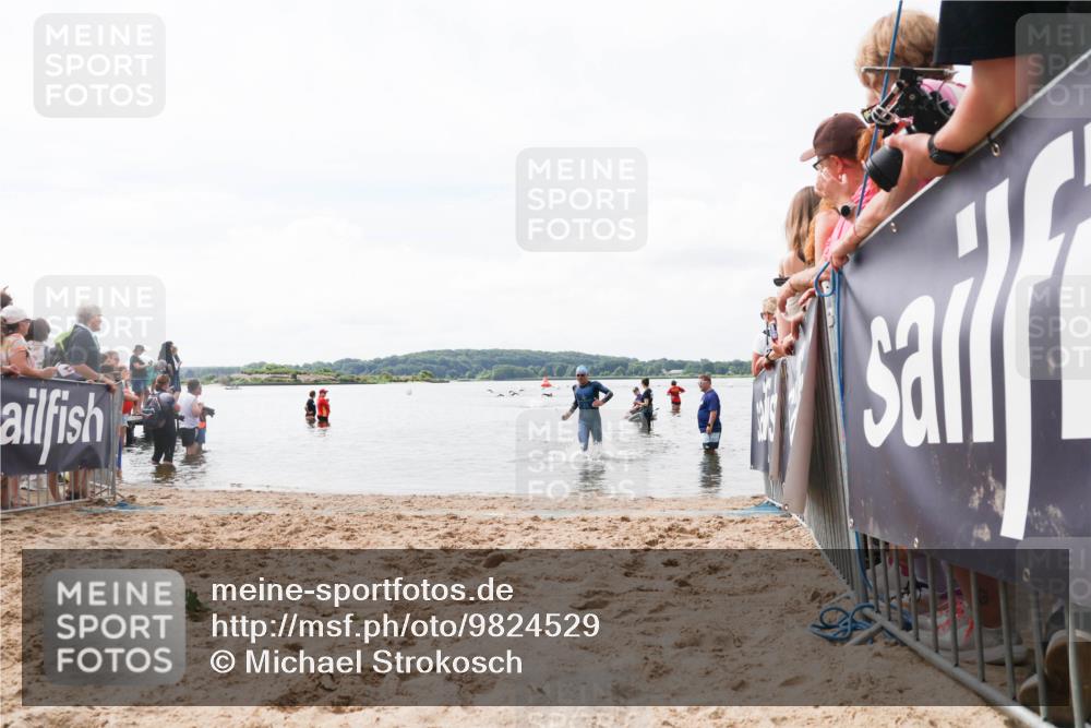 21.06.2026 - Viking Triathlon Michael Strokosch http://msf.ph/oto/9824529 21.06.2026 10:28:38 Schwimmen 271 meine-sportfotos.de