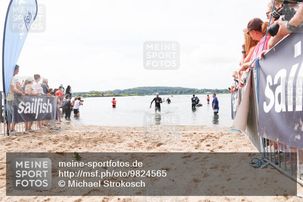 21.06.2026 - Viking Triathlon Michael Strokosch http://msf.ph/oto/9824565 21.06.2026 10:29:01 Schwimmen 466 meine-sportfotos.de