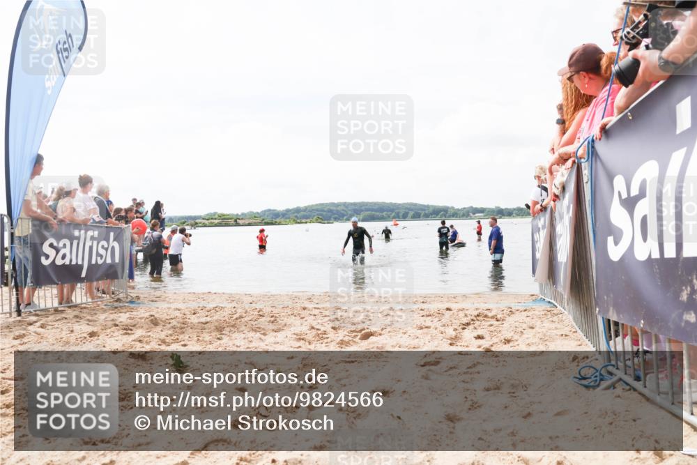 21.06.2026 - Viking Triathlon Michael Strokosch http://msf.ph/oto/9824566 21.06.2026 10:29:01 Schwimmen 466 meine-sportfotos.de