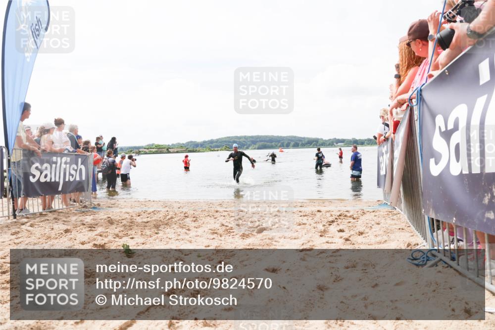 21.06.2026 - Viking Triathlon Michael Strokosch http://msf.ph/oto/9824570 21.06.2026 10:29:02 Schwimmen 466 meine-sportfotos.de