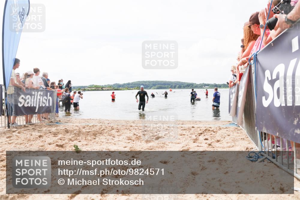 21.06.2026 - Viking Triathlon Michael Strokosch http://msf.ph/oto/9824571 21.06.2026 10:29:03 Schwimmen 466 meine-sportfotos.de