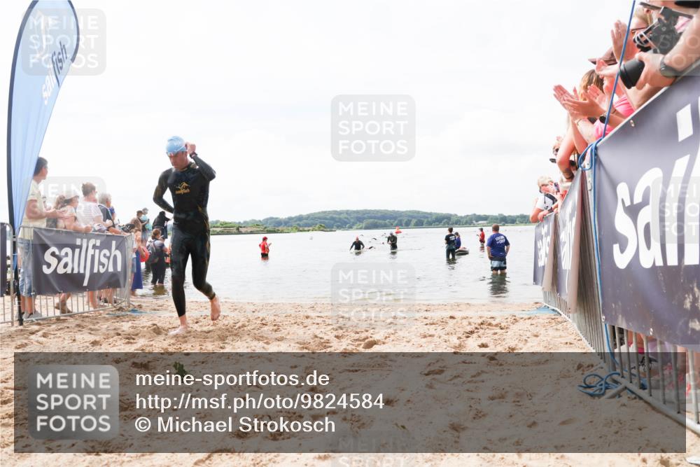21.06.2026 - Viking Triathlon Michael Strokosch http://msf.ph/oto/9824584 21.06.2026 10:29:07 Schwimmen 466 meine-sportfotos.de