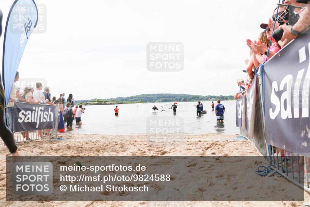 21.06.2026 - Viking Triathlon Michael Strokosch http://msf.ph/oto/9824588 21.06.2026 10:29:08 Schwimmen 466 meine-sportfotos.de