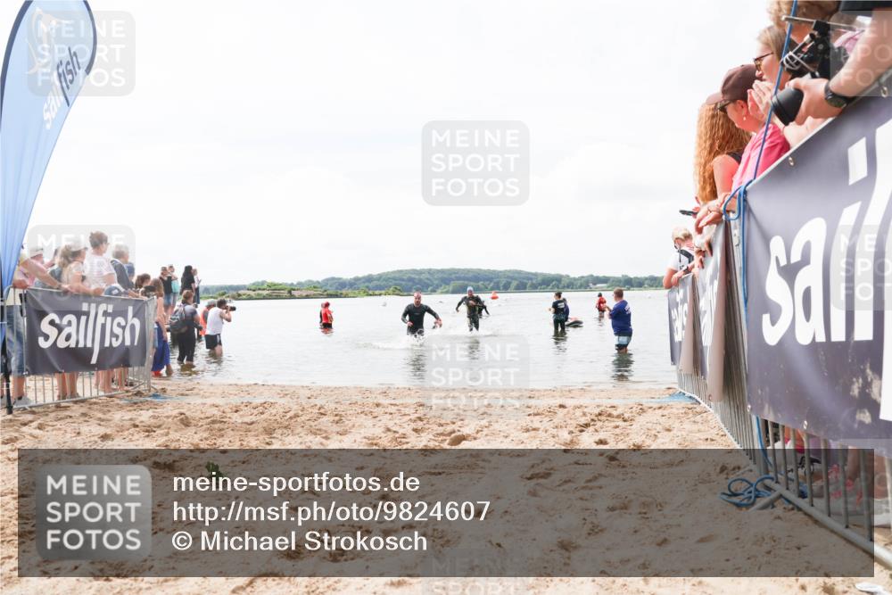 21.06.2026 - Viking Triathlon Michael Strokosch http://msf.ph/oto/9824607 21.06.2026 10:29:15 Schwimmen 441, 640, 643 meine-sportfotos.de