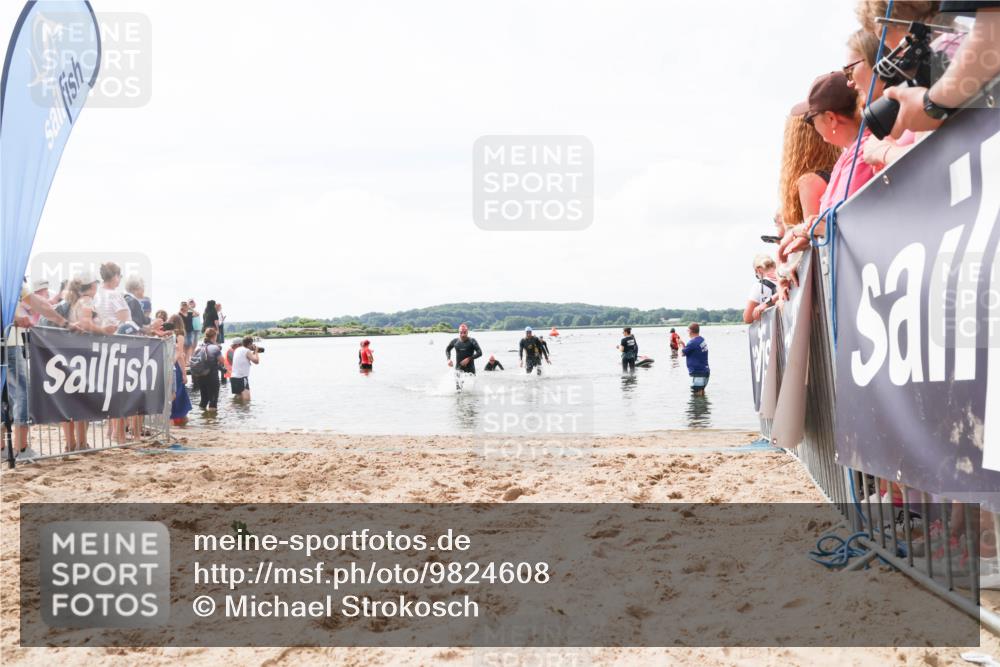 21.06.2026 - Viking Triathlon Michael Strokosch http://msf.ph/oto/9824608 21.06.2026 10:29:15 Schwimmen 441, 640, 643 meine-sportfotos.de