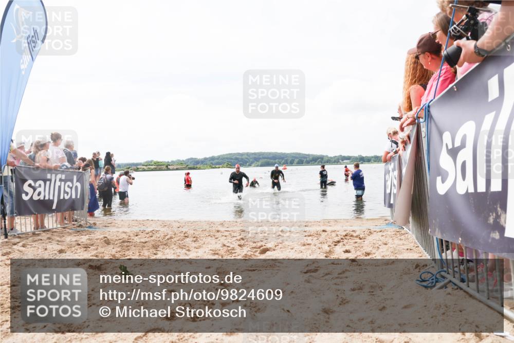 21.06.2026 - Viking Triathlon Michael Strokosch http://msf.ph/oto/9824609 21.06.2026 10:29:15 Schwimmen 441, 640, 643 meine-sportfotos.de
