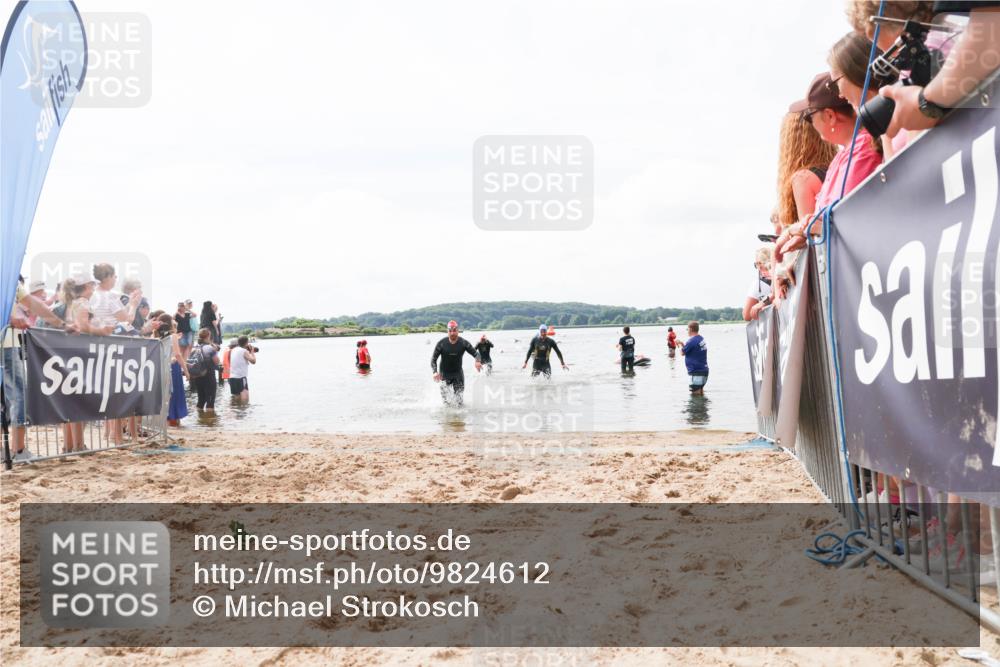 21.06.2026 - Viking Triathlon Michael Strokosch http://msf.ph/oto/9824612 21.06.2026 10:29:16 Schwimmen 441, 640, 643 meine-sportfotos.de
