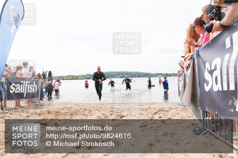 21.06.2026 - Viking Triathlon Michael Strokosch http://msf.ph/oto/9824616 21.06.2026 10:29:18 Schwimmen 441, 640, 643 meine-sportfotos.de