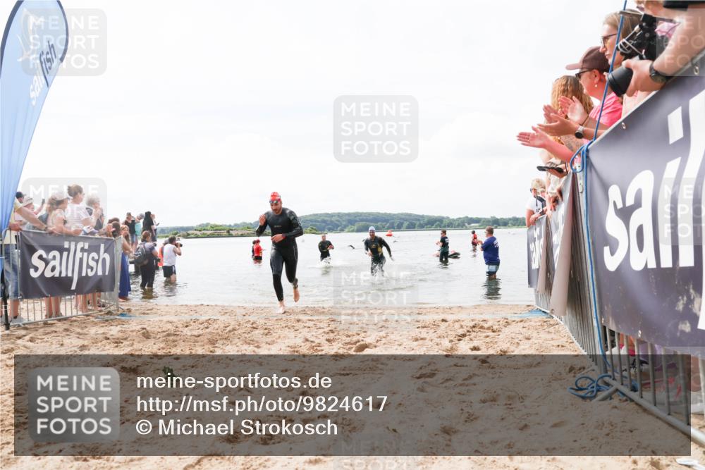 21.06.2026 - Viking Triathlon Michael Strokosch http://msf.ph/oto/9824617 21.06.2026 10:29:18 Schwimmen 441, 640, 643 meine-sportfotos.de
