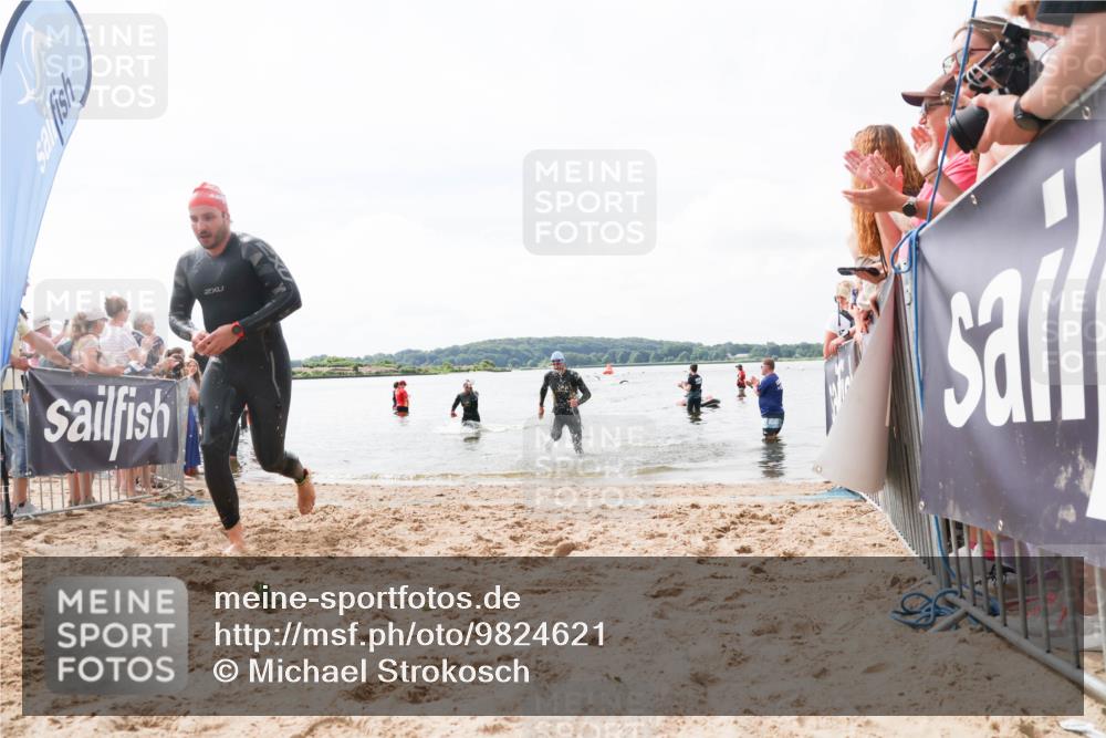 21.06.2026 - Viking Triathlon Michael Strokosch http://msf.ph/oto/9824621 21.06.2026 10:29:19 Schwimmen 441, 640, 643 meine-sportfotos.de